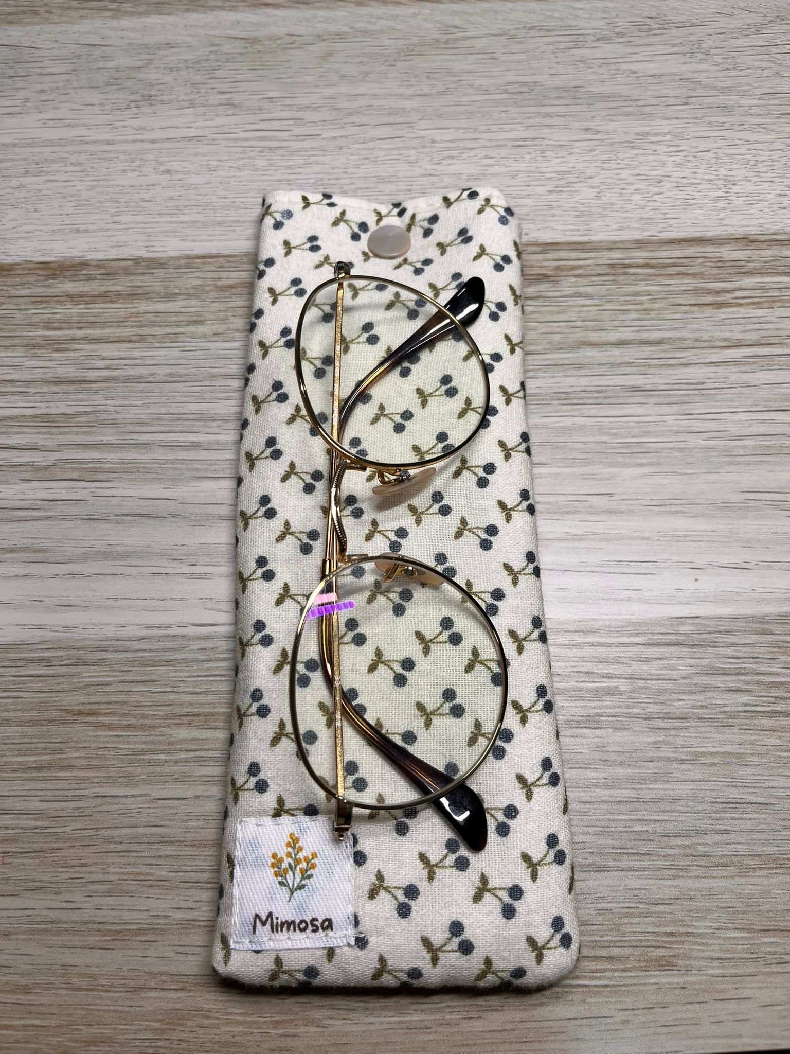 Funda gafas cerecitas