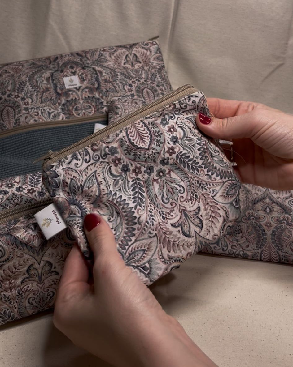 Estuche Lola Damasco